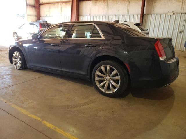 2019 Chrysler 300 Touring