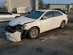 Toyota Vehiculos salvage en venta: 2015 Toyota Camry LE