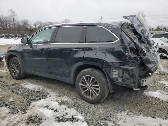 2019 Toyota Highlander SE