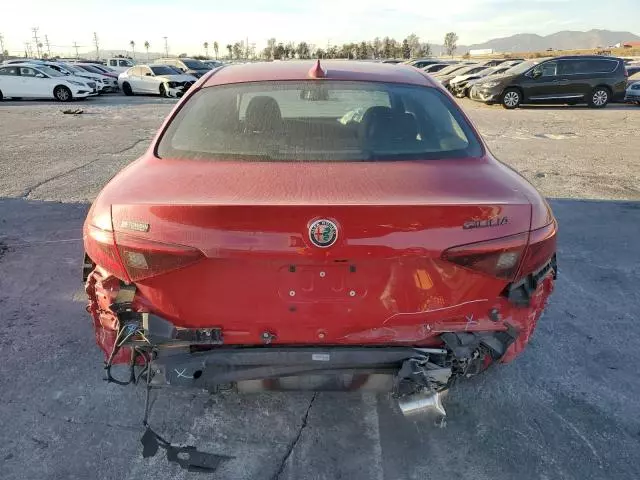 2021 Alfa Romeo Giulia Sport