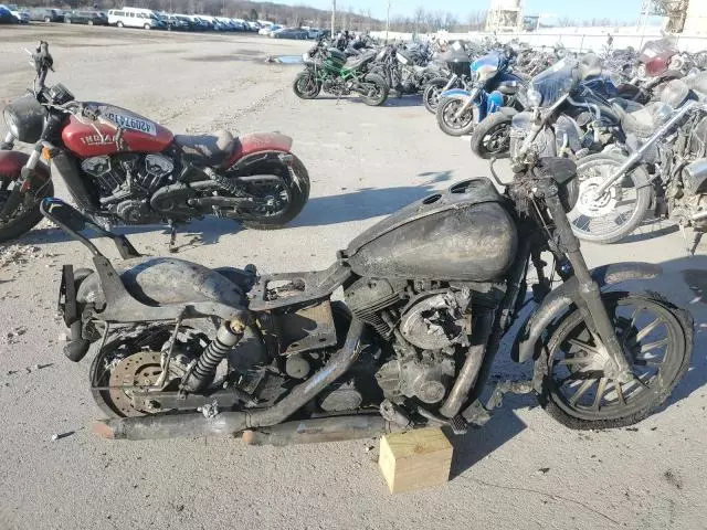 2005 Harley-Davidson Fxdc