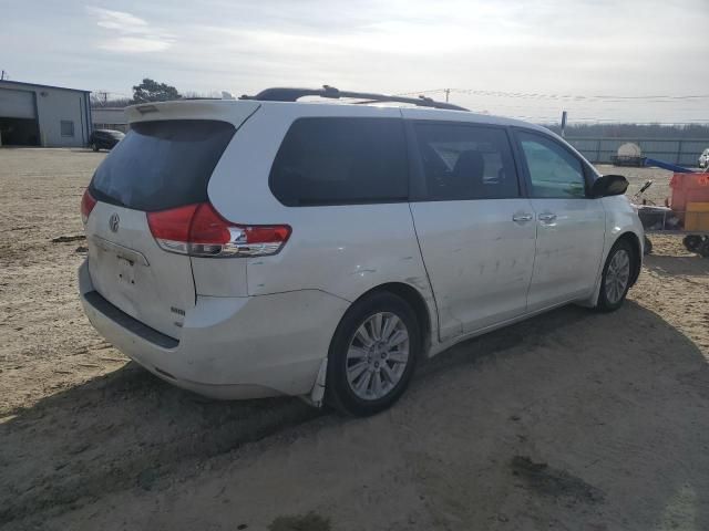 2012 Toyota Sienna XLE