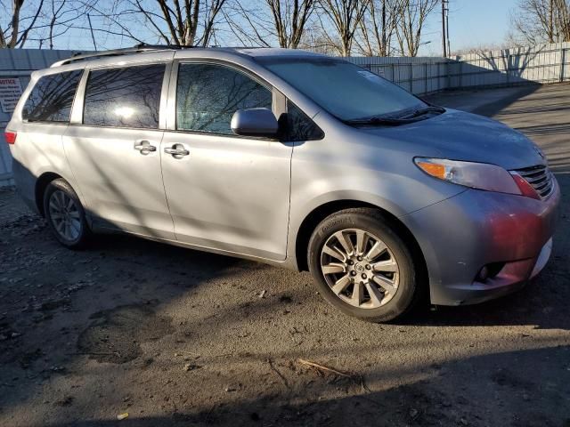 2015 Toyota Sienna XLE