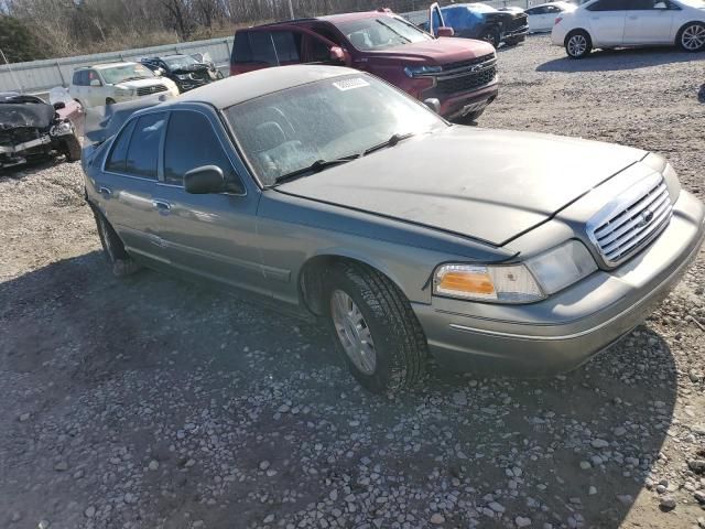 2004 Ford Crown Victoria LX