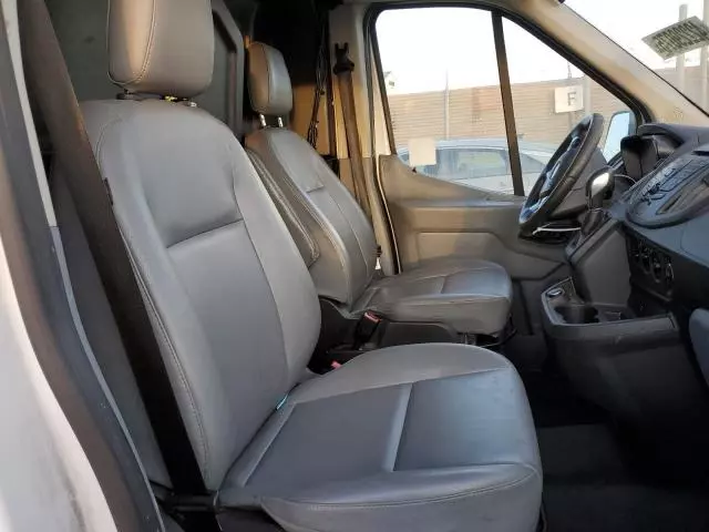 2019 Ford Transit T-150