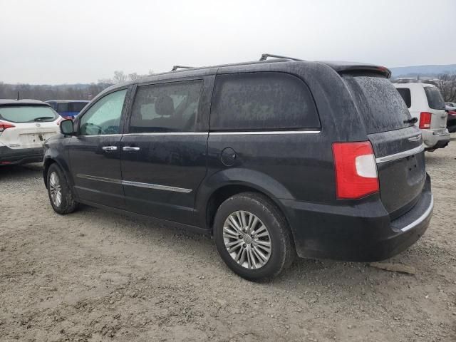 2016 Chrysler Town & Country Touring L