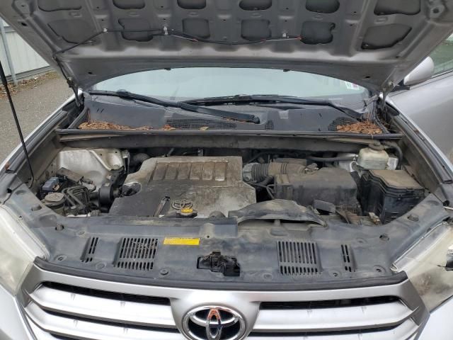 2013 Toyota Highlander Base