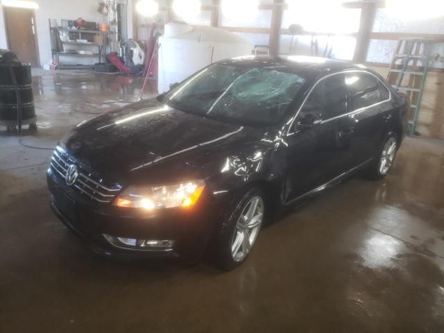 2013 Volkswagen Passat SEL