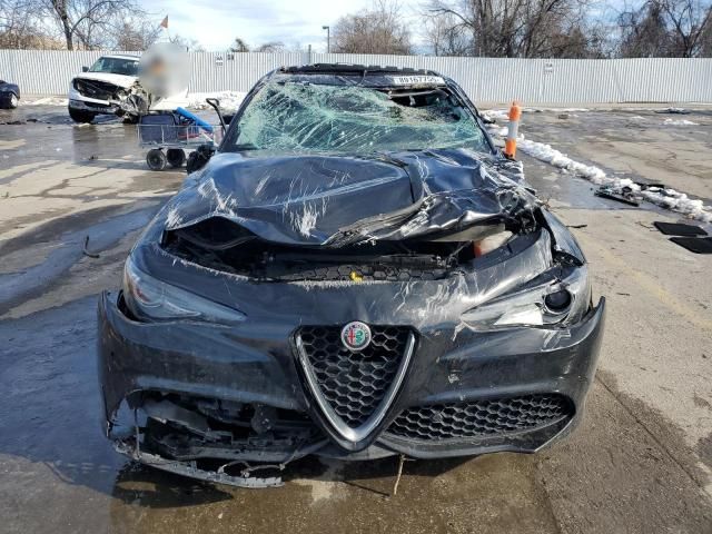 2018 Alfa Romeo Giulia TI Q4