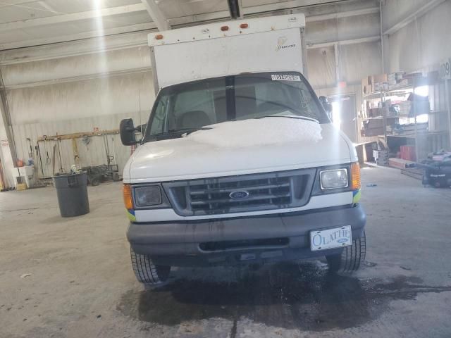 2007 Ford Econoline E250 Cutaway Van