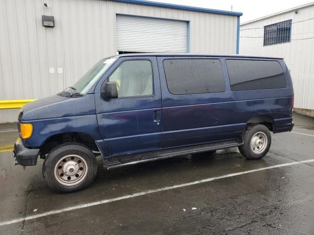 2005 Ford Econoline E350 Super Duty Wagon