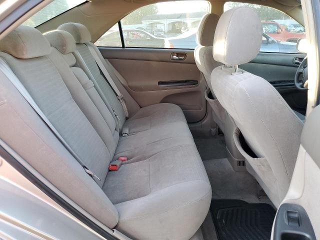 2005 Toyota Camry LE