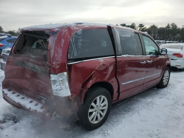 2016 Chrysler Town & Country Limited Platinum