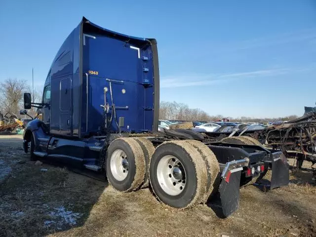 2019 Kenworth Construction T680