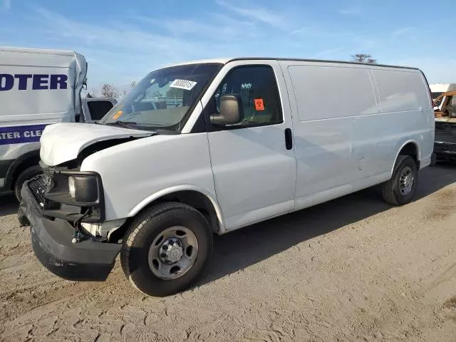 2017 Chevrolet Express G2500