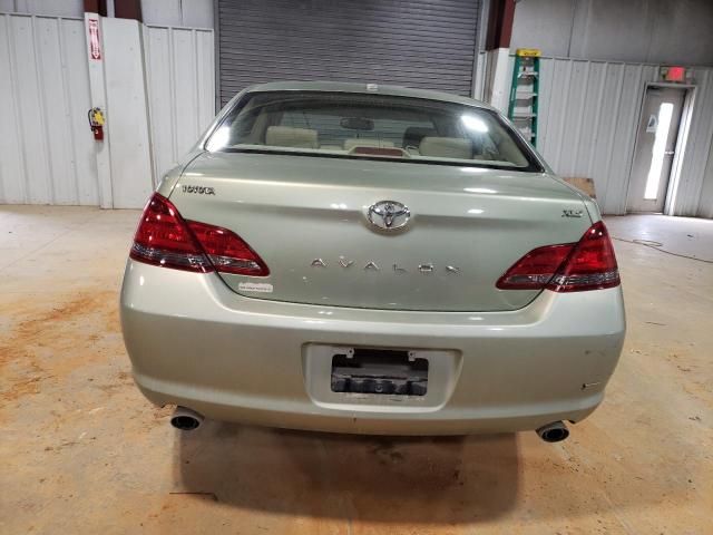 2010 Toyota Avalon XL