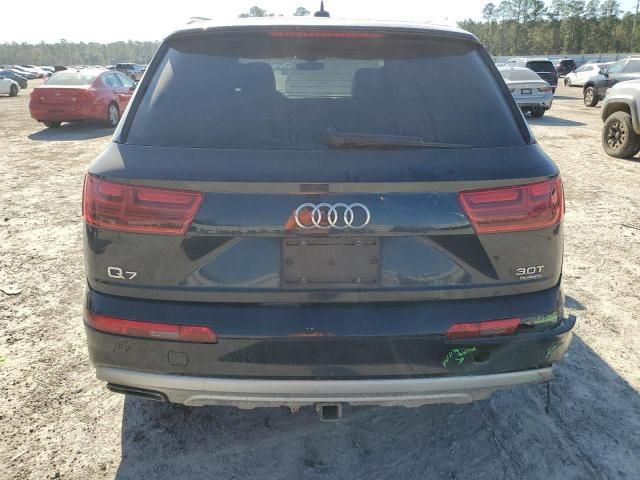 2018 Audi Q7 Premium Plus