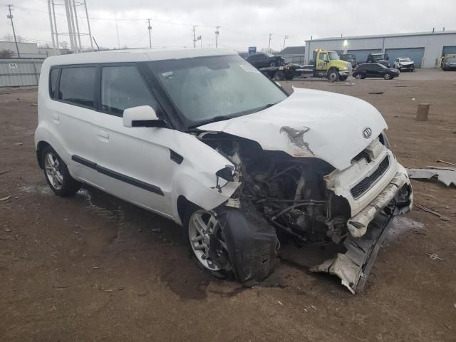 2010 KIA Soul +