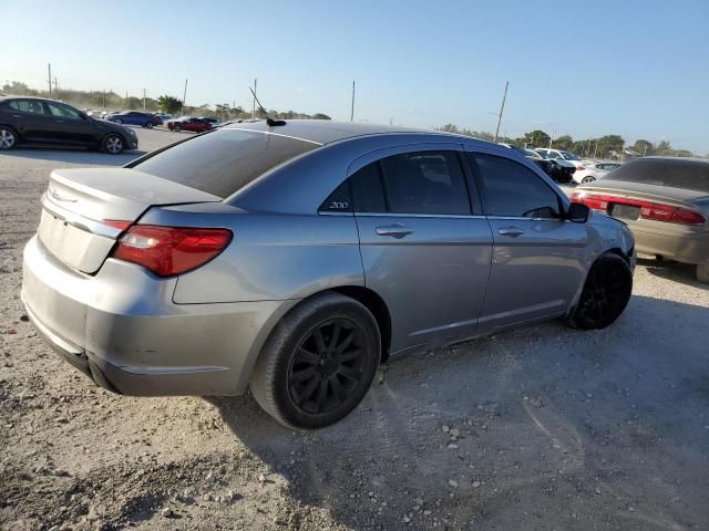 2013 Chrysler 200 Touring