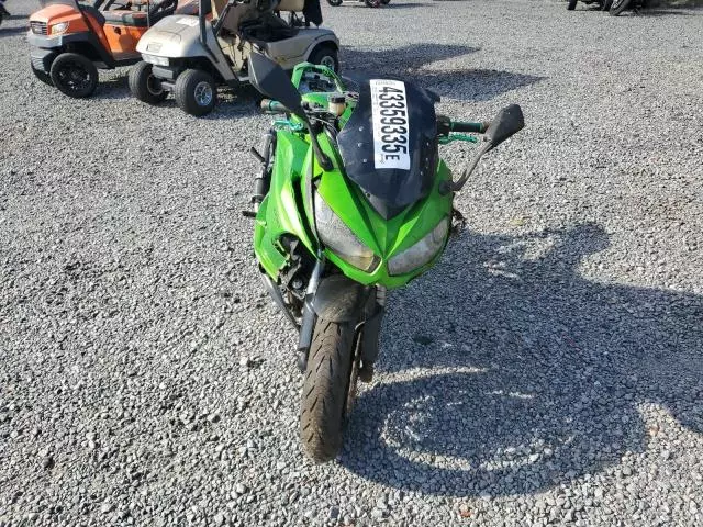 2014 Kawasaki ZX1000 M