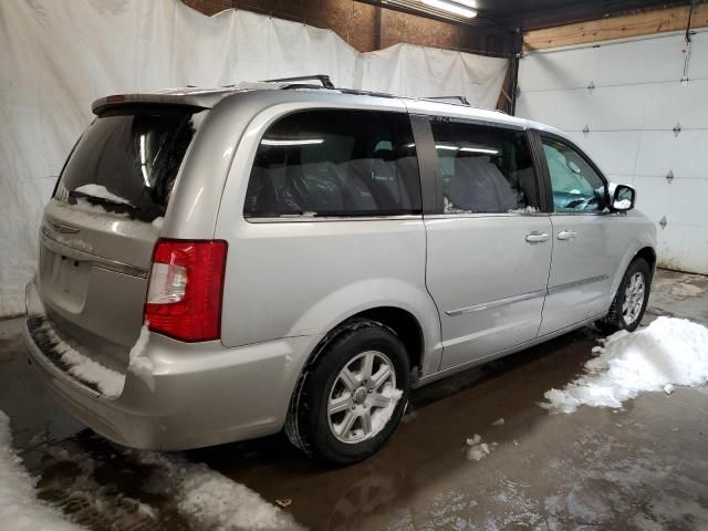 2012 Chrysler Town & Country Touring