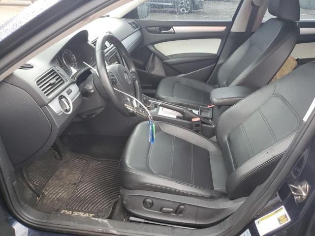 2012 Volkswagen Passat SE