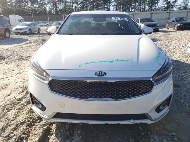 2017 KIA Cadenza Premium