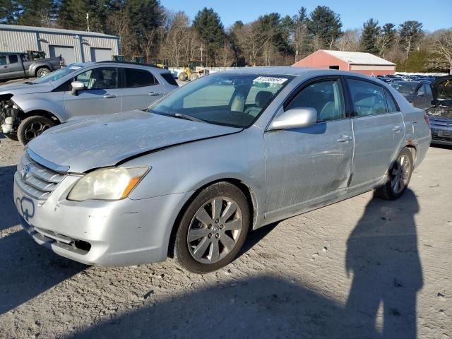 2005 Toyota Avalon XL