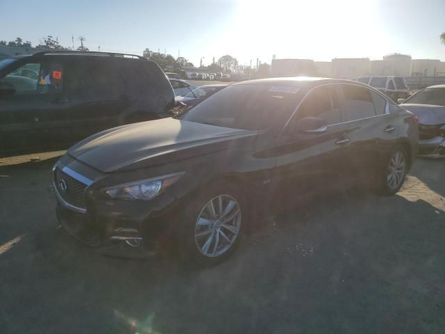 2016 Infiniti Q50 Premium