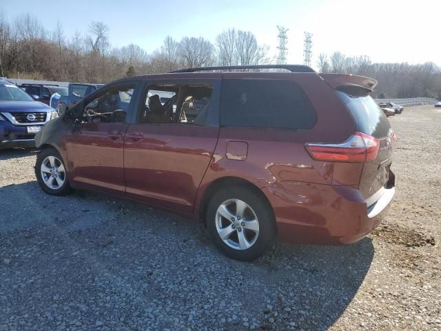 2015 Toyota Sienna LE