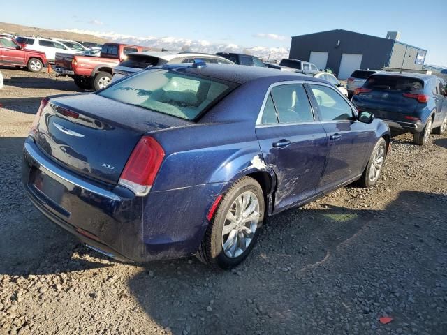 2015 Chrysler 300 Limited