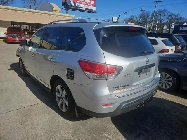 2014 Nissan Pathfinder S