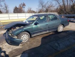 Carros salvage a la venta en subasta: 1998 Toyota Camry CE