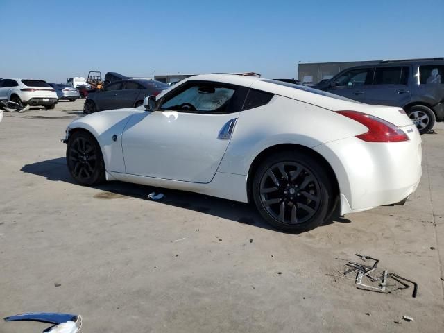 2017 Nissan 370Z Base