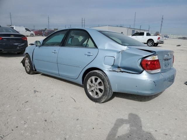 2005 Toyota Camry LE