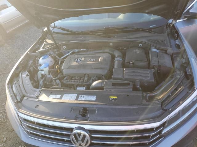 2017 Volkswagen Passat SEL Premium