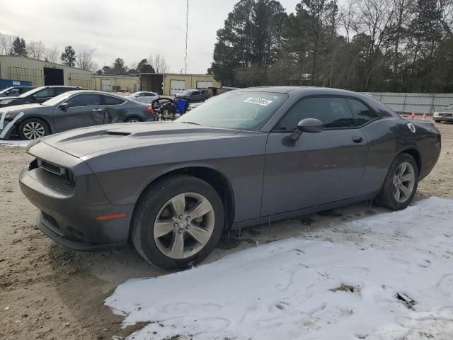 2022 Dodge Challenger SXT