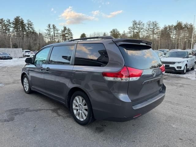 2011 Toyota Sienna XLE