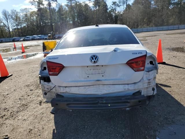 2015 Volkswagen Passat SEL