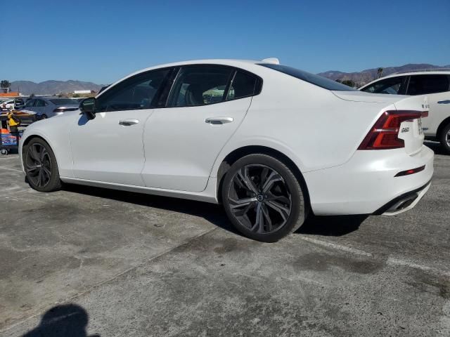 2021 Volvo S60 T5 R-Design