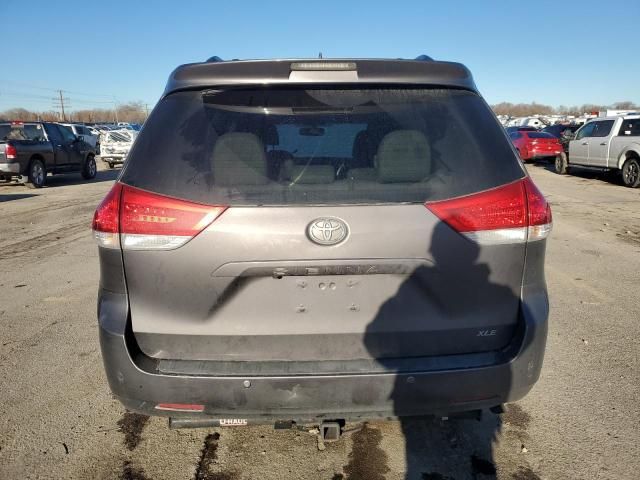 2011 Toyota Sienna XLE