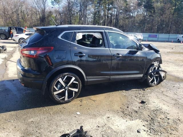 2022 Nissan Rogue Sport SL