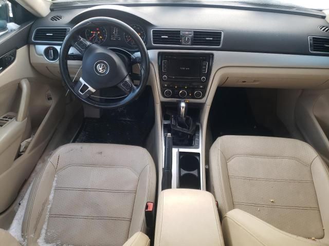 2012 Volkswagen Passat SE