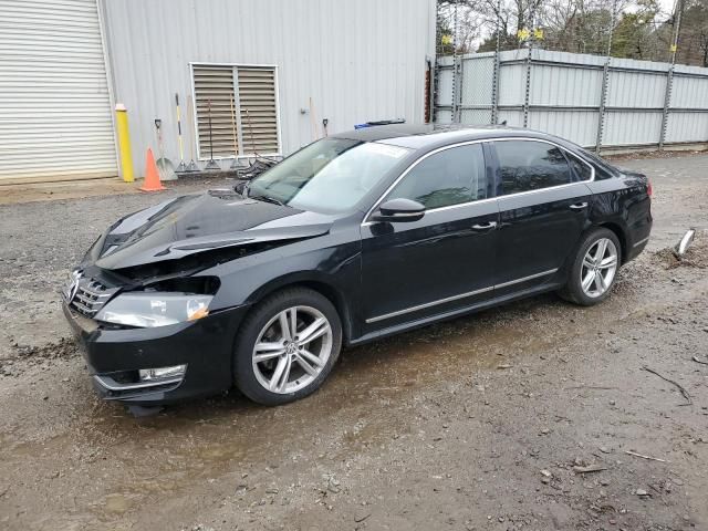 2012 Volkswagen Passat SEL