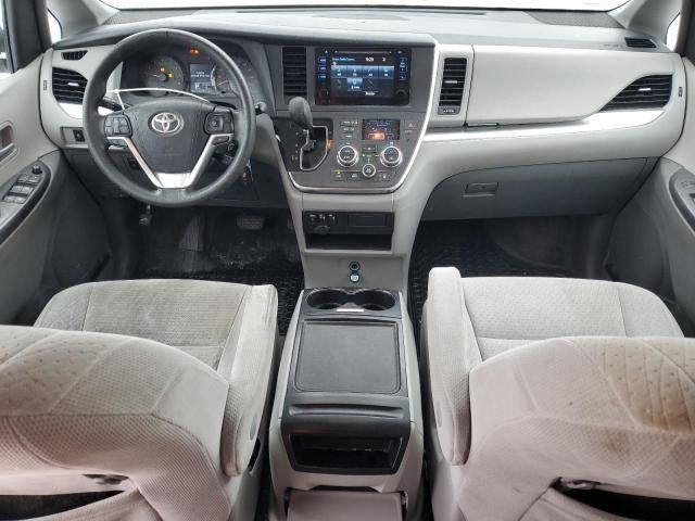 2015 Toyota Sienna LE