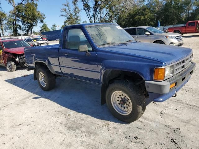 1987 Toyota Pickup RN63 STD