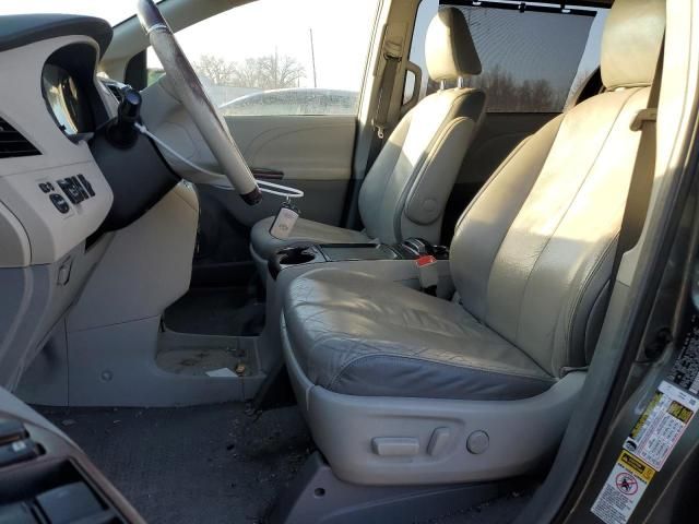 2011 Toyota Sienna XLE