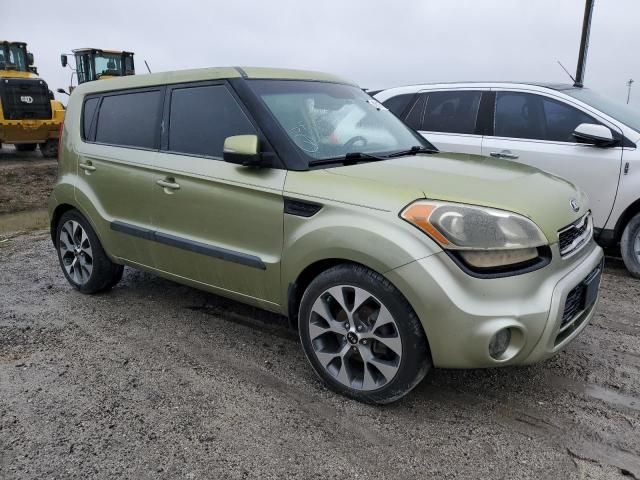 2013 KIA Soul +