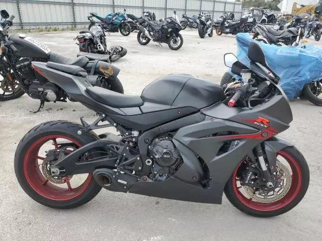 2017 Suzuki GSX-R1000