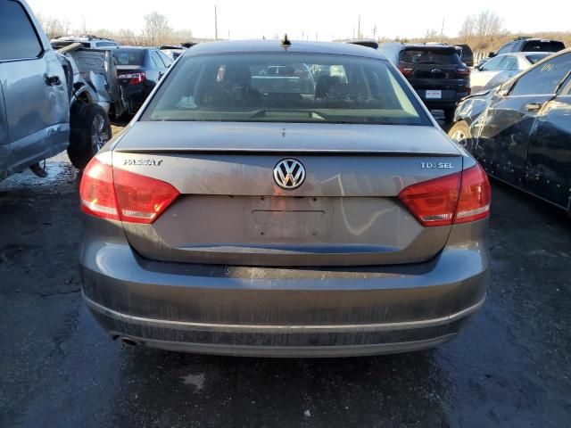 2013 Volkswagen Passat SEL